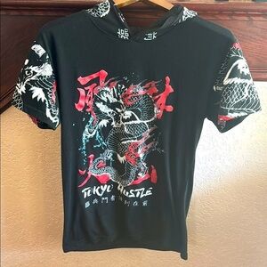Fresh Laundry Adult Size Medium Tokyo Hustle Dragon Short Sleeve Hoodie T-Shirt